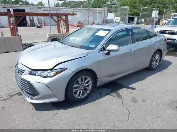 4T1AZ1FB9LU055175 2020 TOYOTA AVALON - Image 2
