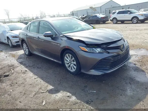 4T1B118K5KU844222 2019 TOYOTA CAMRY - Image 1