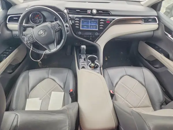 4T1B11HK0JU004282 2018 TOYOTA CAMRY - Image 8