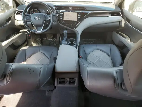 4T1B11HK0JU009272 2018 TOYOTA CAMRY - Image 8