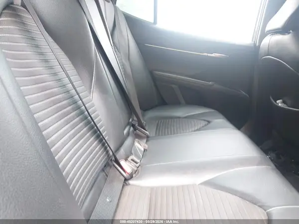 4T1B11HK0JU014729 2018 TOYOTA CAMRY - Image 8