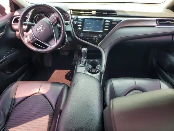 4T1B11HK0JU019252 2018 TOYOTA CAMRY - Image 8