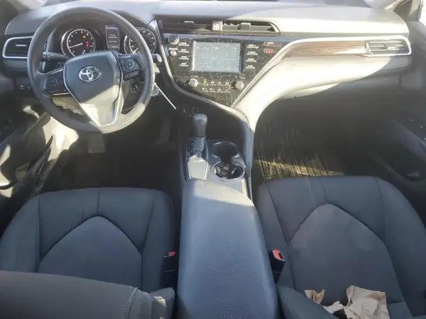 4T1B11HK0JU025195 2018 TOYOTA CAMRY - Image 8