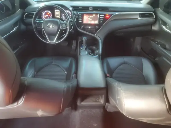 4T1B11HK0JU028145 2018 TOYOTA CAMRY - Image 8