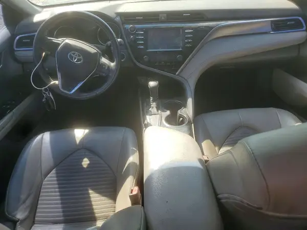 4T1B11HK0JU030669 2018 TOYOTA CAMRY - Image 8