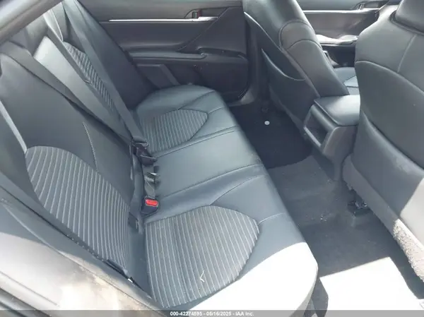 4T1B11HK0JU039078 2018 TOYOTA CAMRY - Image 8