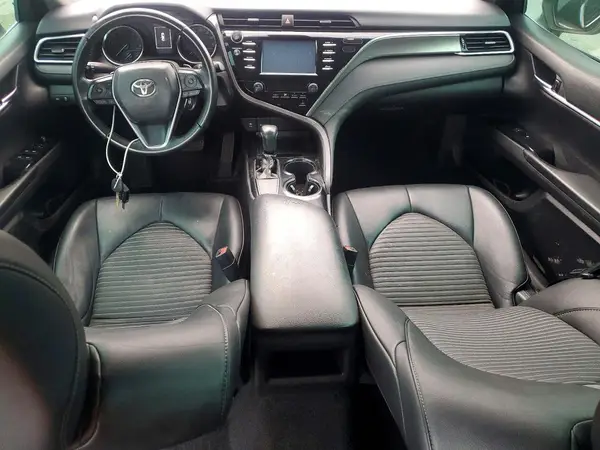 4T1B11HK0JU043681 2018 TOYOTA CAMRY - Image 8