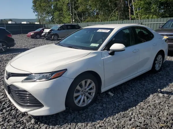 4T1B11HK0JU046418 2018 TOYOTA CAMRY - Image 1