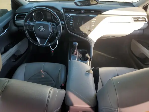 4T1B11HK0JU049593 2018 TOYOTA CAMRY - Image 8
