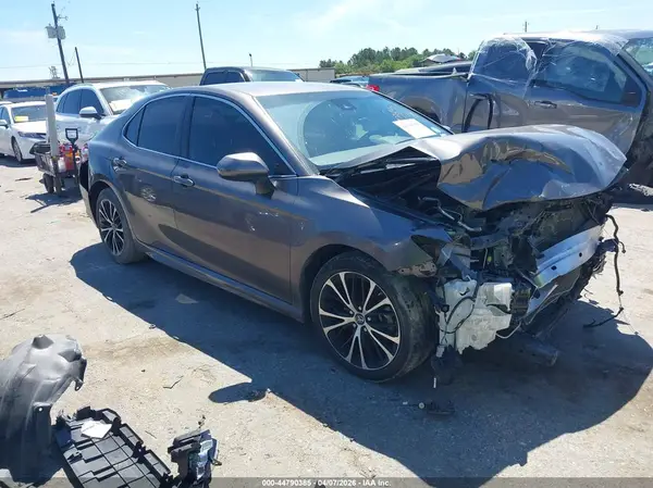 4T1B11HK0JU053935 2018 TOYOTA CAMRY
