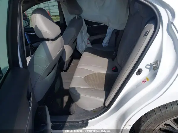 4T1B11HK0JU054874 2018 TOYOTA CAMRY - Image 8