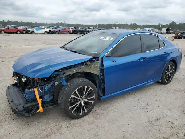 4T1B11HK0JU059010 2018 TOYOTA CAMRY - Image 1