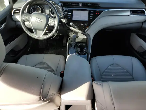 4T1B11HK0JU061050 2018 TOYOTA CAMRY - Image 8