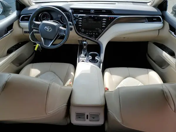 4T1B11HK0JU063400 2018 TOYOTA CAMRY - Image 8