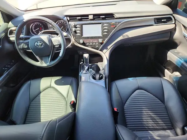 4T1B11HK0JU066930 2018 TOYOTA CAMRY - Image 8