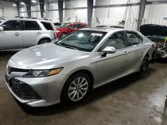 4T1B11HK0JU067656 2018 TOYOTA CAMRY