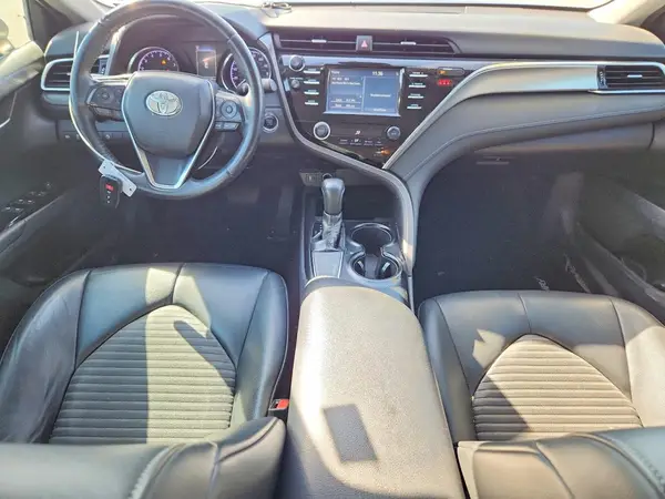 4T1B11HK0JU070833 2018 TOYOTA CAMRY - Image 8