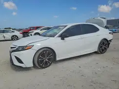 4T1B11HK0JU073599 2018 TOYOTA CAMRY
