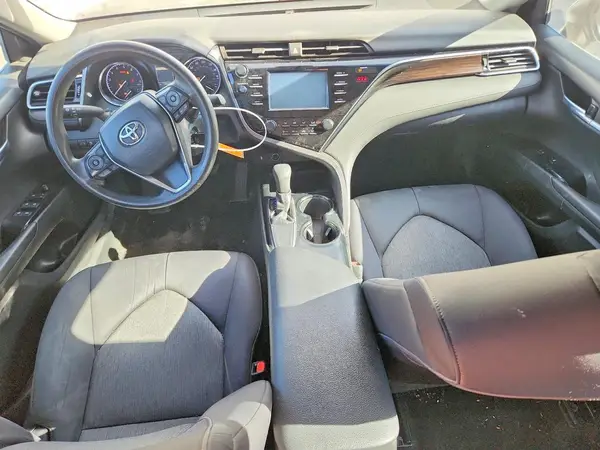 4T1B11HK0JU077099 2018 TOYOTA CAMRY - Image 8