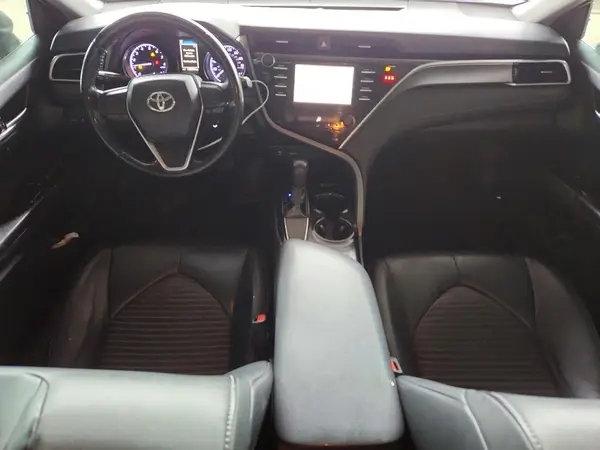 4T1B11HK0JU082416 2018 TOYOTA CAMRY - Image 8