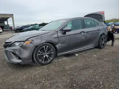 4T1B11HK0JU083761 2018 TOYOTA CAMRY