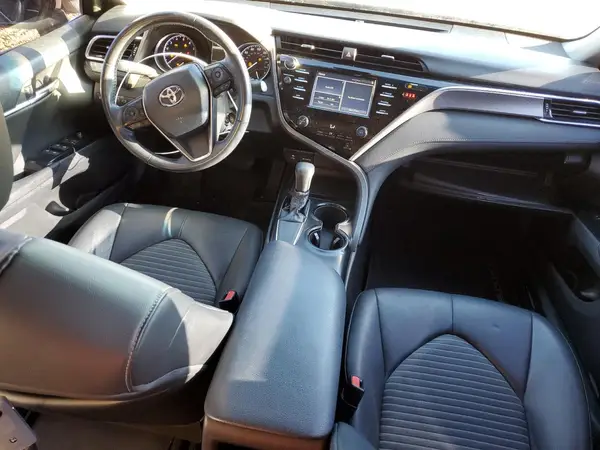 4T1B11HK0JU083825 2018 TOYOTA CAMRY - Image 8