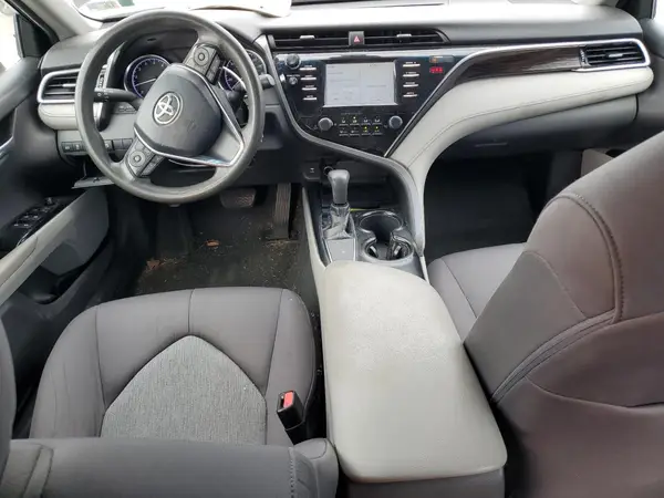 4T1B11HK0JU087597 2018 TOYOTA CAMRY - Image 8