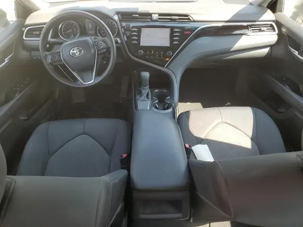 4T1B11HK0JU089818 2018 TOYOTA CAMRY - Image 8