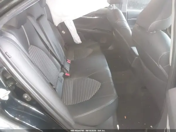 4T1B11HK0JU091097 2018 TOYOTA CAMRY - Image 8