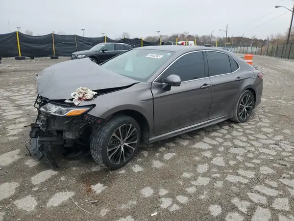 4T1B11HK0JU091262 2018 TOYOTA CAMRY - Image 1