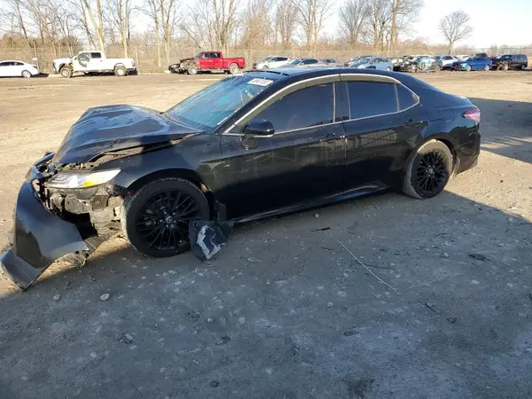 4T1B11HK0JU093836 2018 TOYOTA CAMRY - Image 1