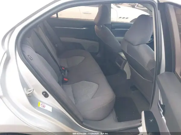 4T1B11HK0JU095151 2018 TOYOTA CAMRY - Image 8