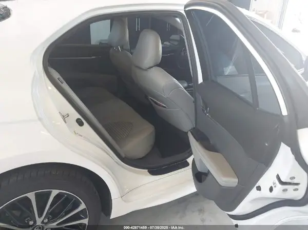 4T1B11HK0JU096641 2018 TOYOTA CAMRY - Image 8