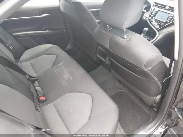 4T1B11HK0JU097224 2018 TOYOTA CAMRY - Image 8