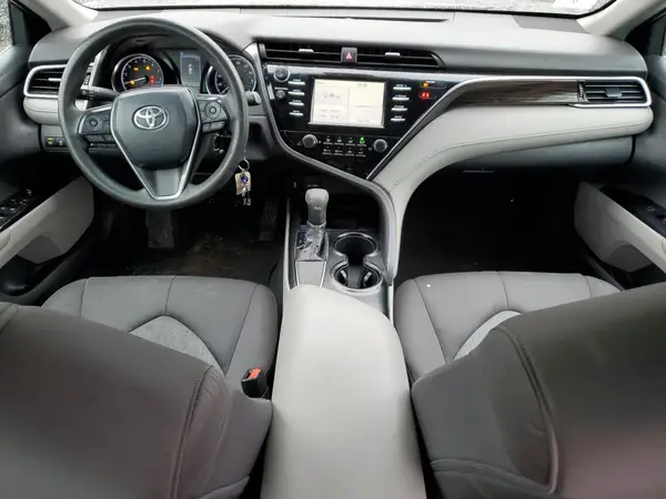 4T1B11HK0JU098177 2018 TOYOTA CAMRY - Image 8