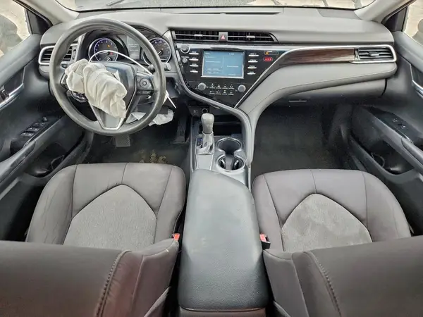 4T1B11HK0JU098373 2018 TOYOTA CAMRY - Image 8