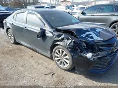 4T1B11HK0JU102714 2018 TOYOTA CAMRY