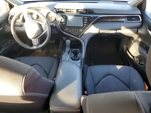 4T1B11HK0JU103006 2018 TOYOTA CAMRY - Image 8