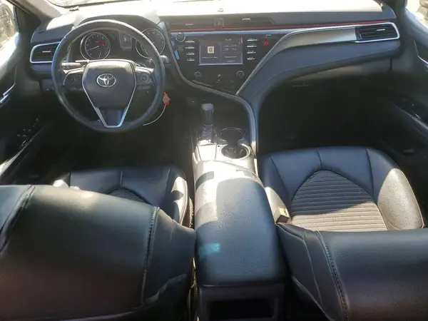 4T1B11HK0JU113471 2018 TOYOTA CAMRY - Image 8