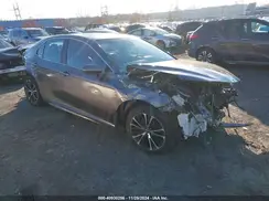 4T1B11HK0JU115396 2018 TOYOTA CAMRY