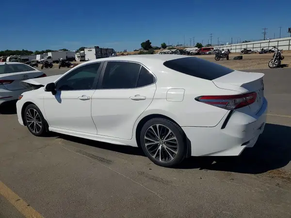 4T1B11HK0JU115527 2018 TOYOTA CAMRY - Image 2
