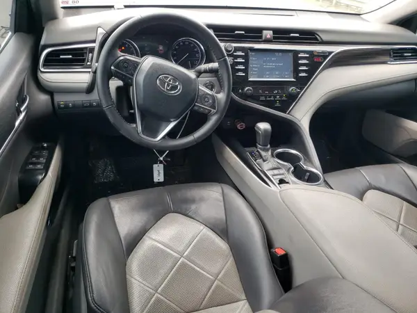 4T1B11HK0JU115625 2018 TOYOTA CAMRY - Image 8
