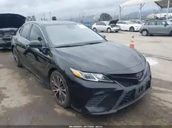 4T1B11HK0JU119612 2018 TOYOTA CAMRY