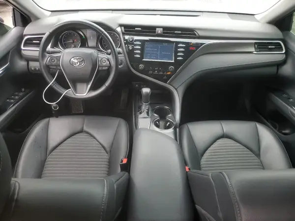 4T1B11HK0JU123904 2018 TOYOTA CAMRY - Image 8