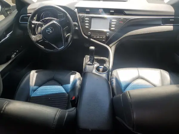 4T1B11HK0JU128536 2018 TOYOTA CAMRY - Image 8