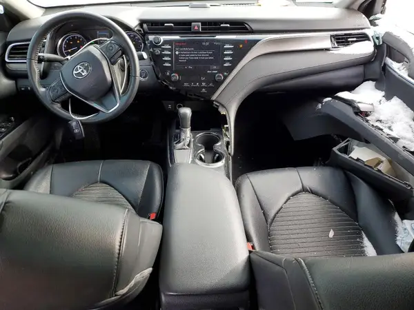 4T1B11HK0JU130545 2018 TOYOTA CAMRY - Image 8