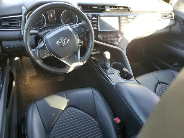 4T1B11HK0JU132683 2018 TOYOTA CAMRY - Image 8