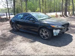 4T1B11HK0JU132747 2018 TOYOTA CAMRY