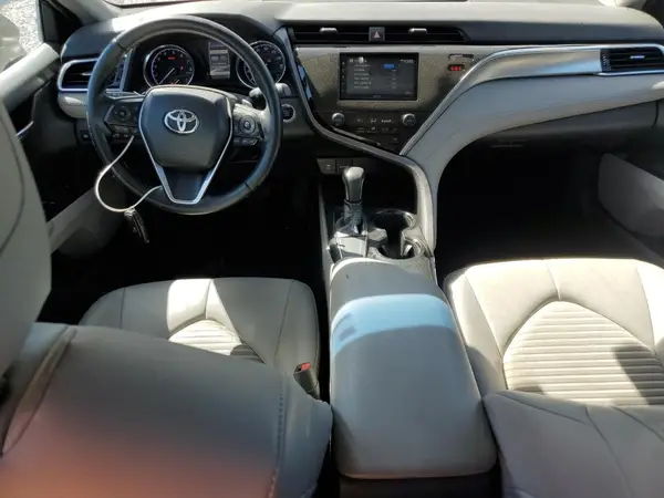 4T1B11HK0JU136507 2018 TOYOTA CAMRY - Image 8