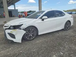 4T1B11HK0JU137365 2018 TOYOTA CAMRY